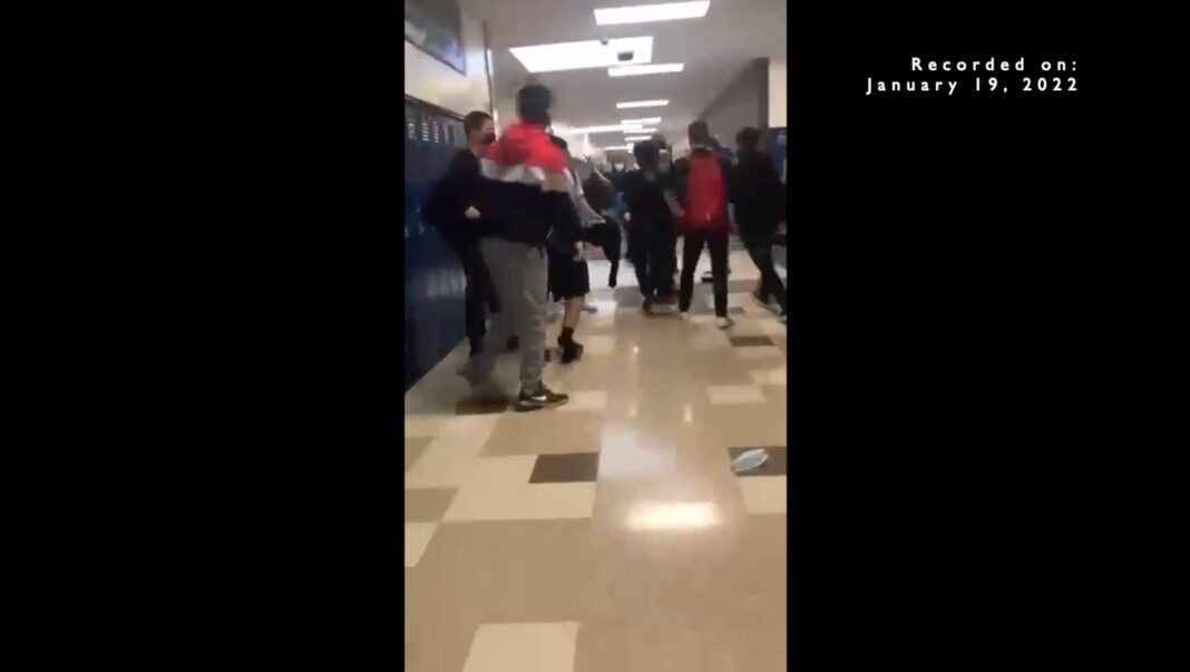 Aloha_School_Fight