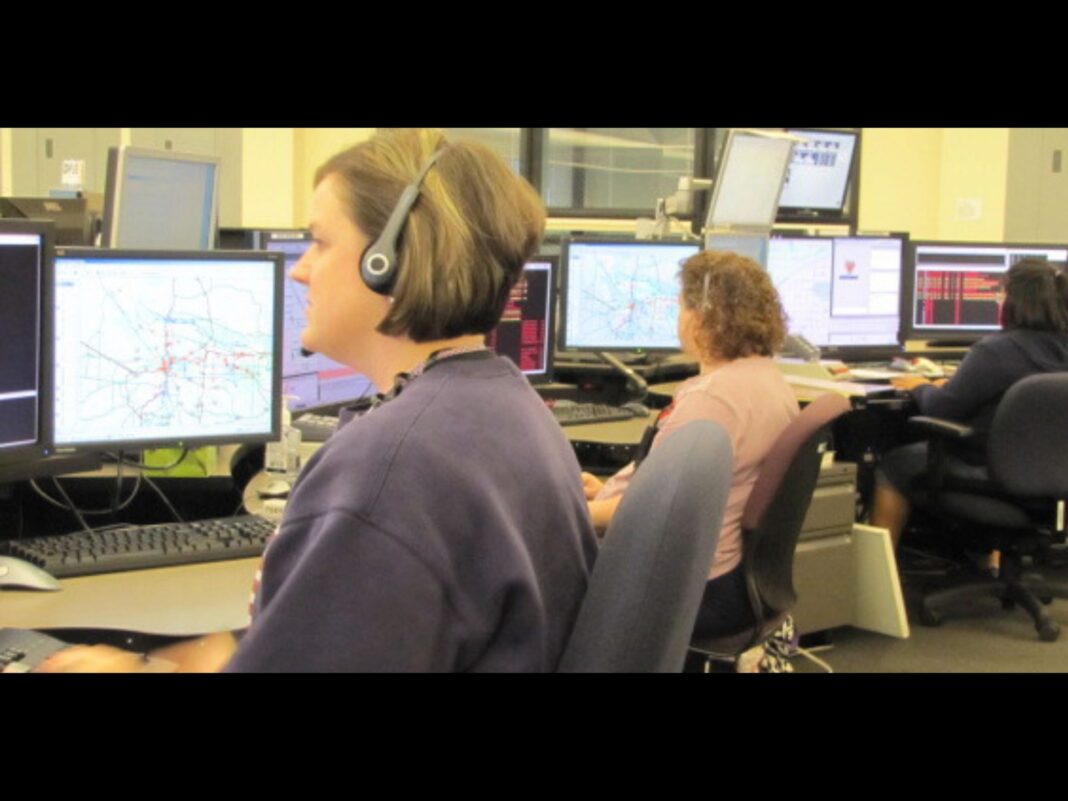 911 operators honored in Oregon