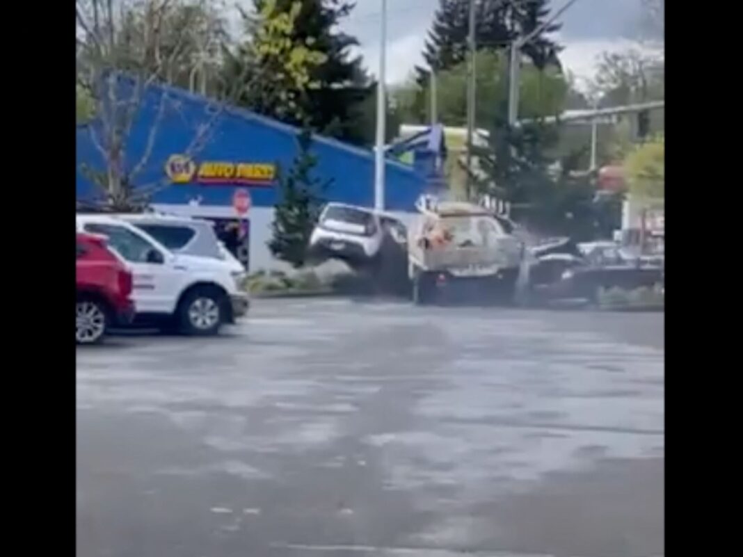 driver crashes into parked vehicles southridge shopping center Oregon city