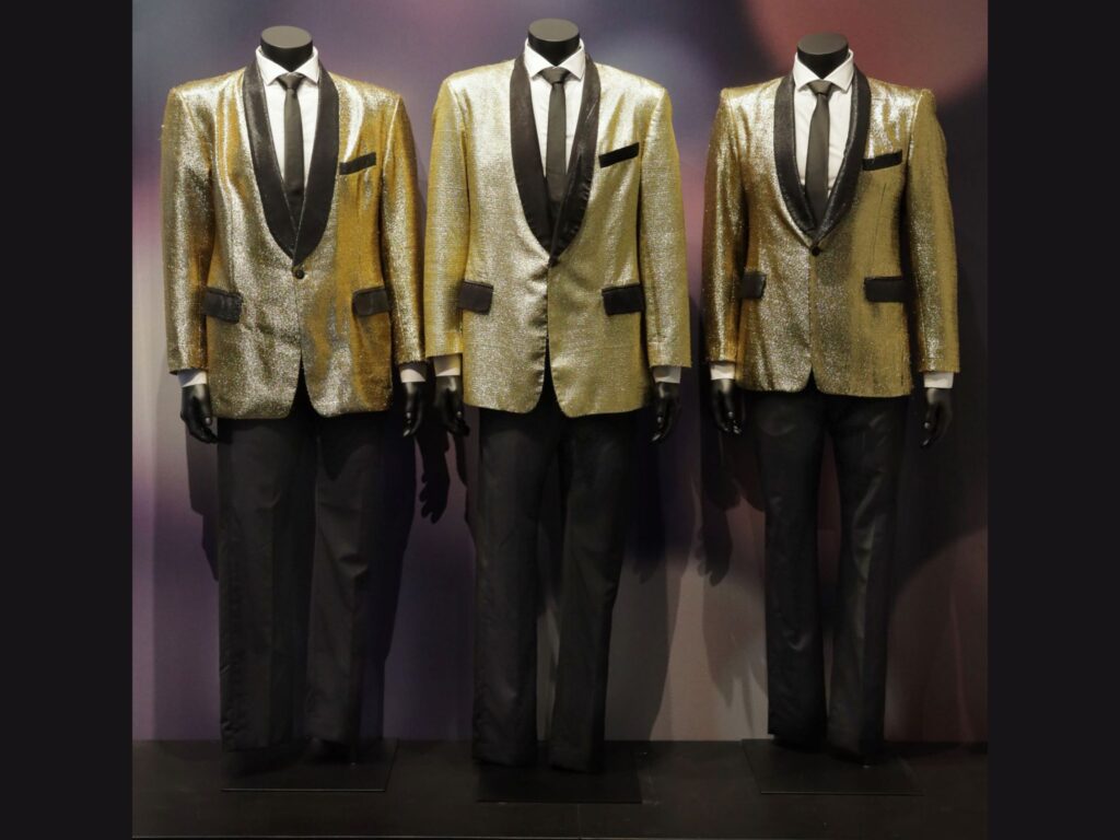 full set of Boyz II Men outfits