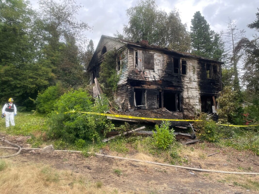 abandoned home after fire washington county