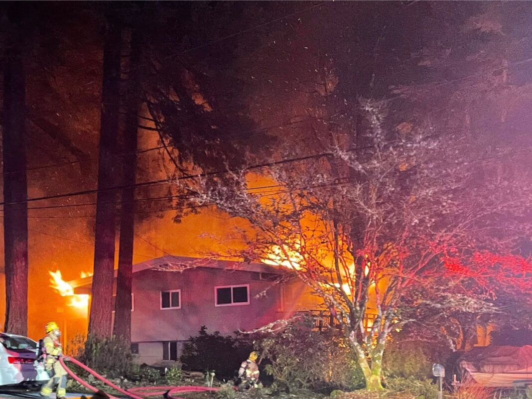 house fire displaces 3 in beaverton